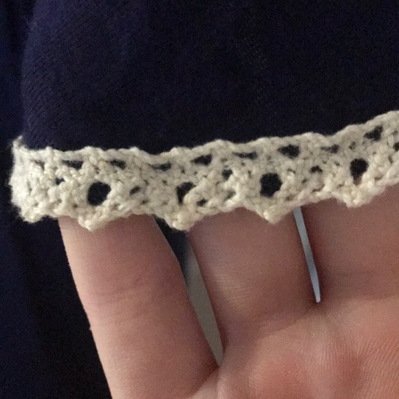 White and navy dress with lace print size small - Picture 4 of 5